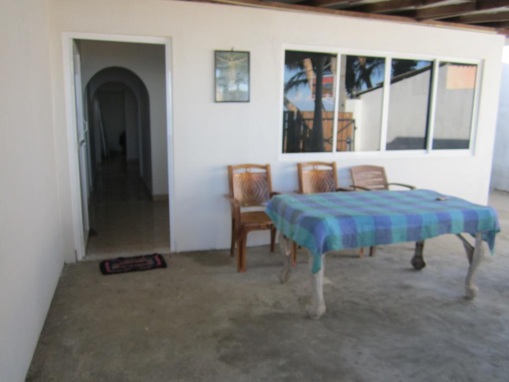 Anicia Beach House Negombo Exterior photo