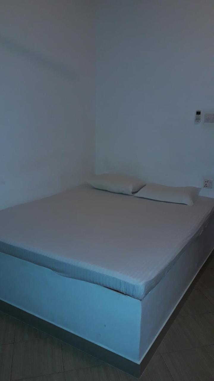 Anicia Beach House Negombo Exterior photo